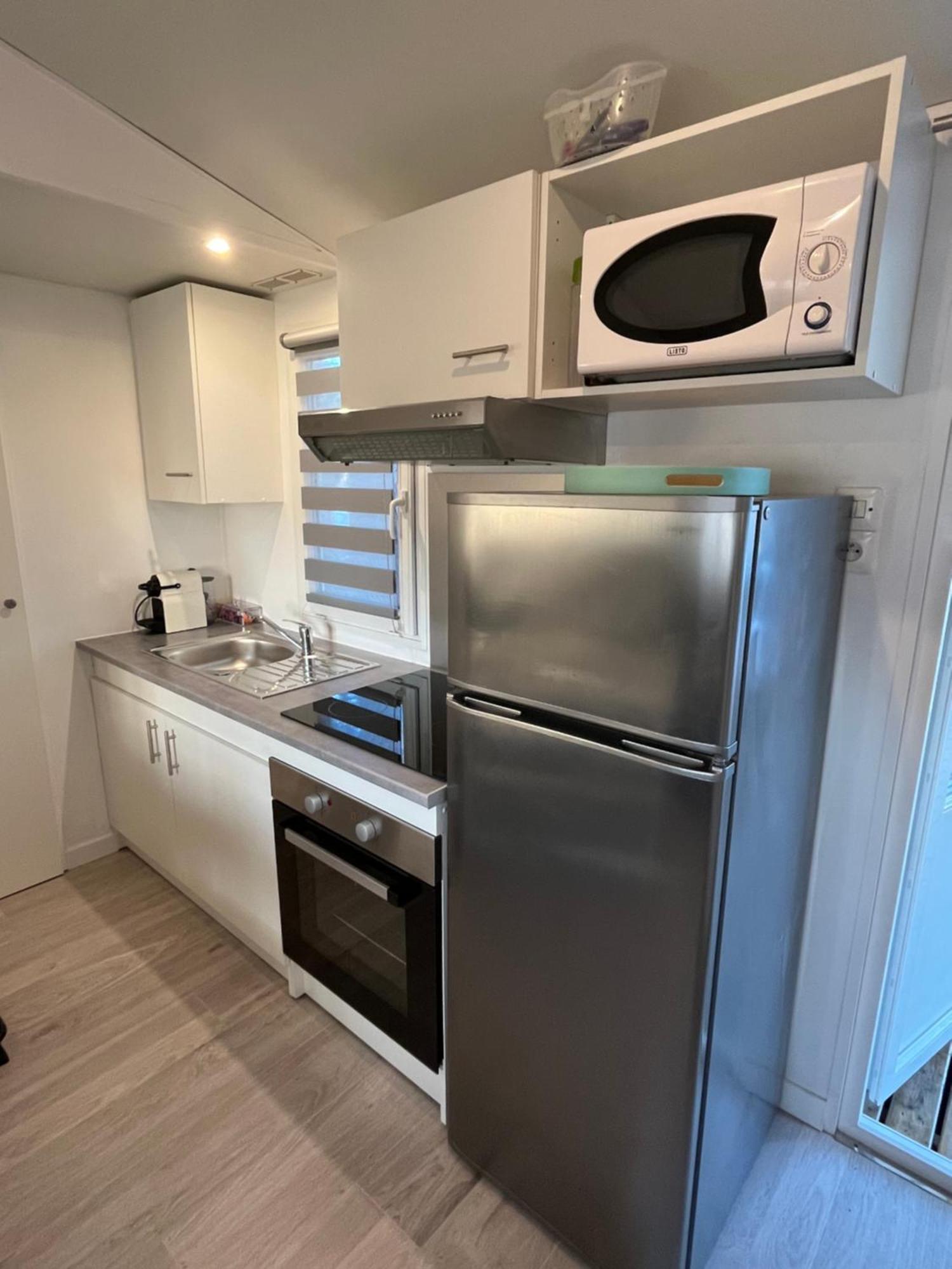 Mobil-Home Camping Oasis Roquebrune-sur Argens Bagian luar foto